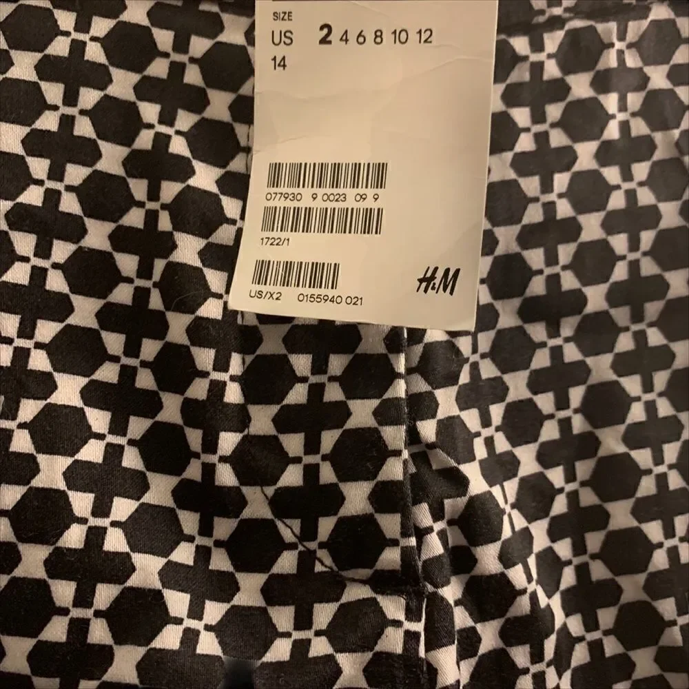 H&M Black and White Print Shorts